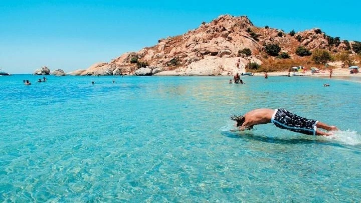Αυτά είναι τα 20 «μυστικά» ελληνικών νησιών για αξέχαστες διακοπές